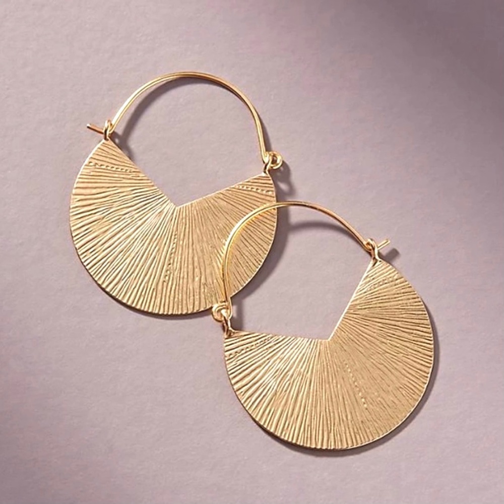 🍋2/$30 New Anthro Etched Hoops - Picture 3 of 6